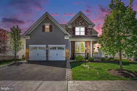 2250 Stockton Dr, Schwenksville, PA 19473