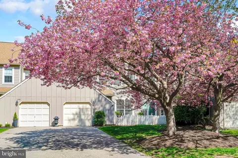 150 Orchard Ct, Blue Bell, PA 19422