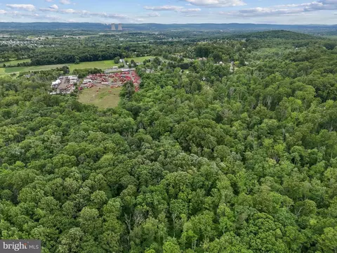 Steinmetz Road, Schwenksville, PA 19473