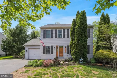 2586 Donald Dr, Pottstown, PA 19464