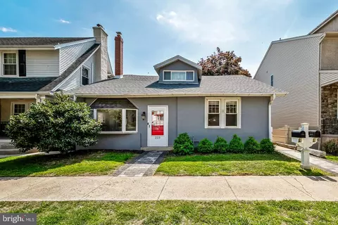 223 E 10th Ave, Conshohocken, PA 19428
