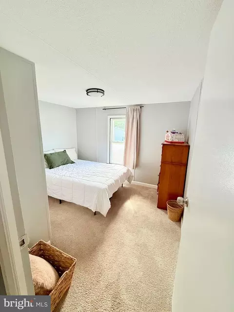 Bedroom - 38 Clara St, Norristown, PA 19403 photo 1 of 6