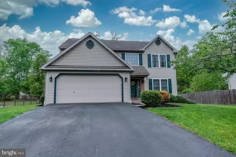 246 Micklitz Dr, Pottstown, PA 19464
