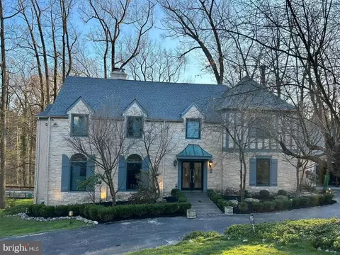 217 Mcclenaghan Mill Rd, Wynnewood, PA 19096