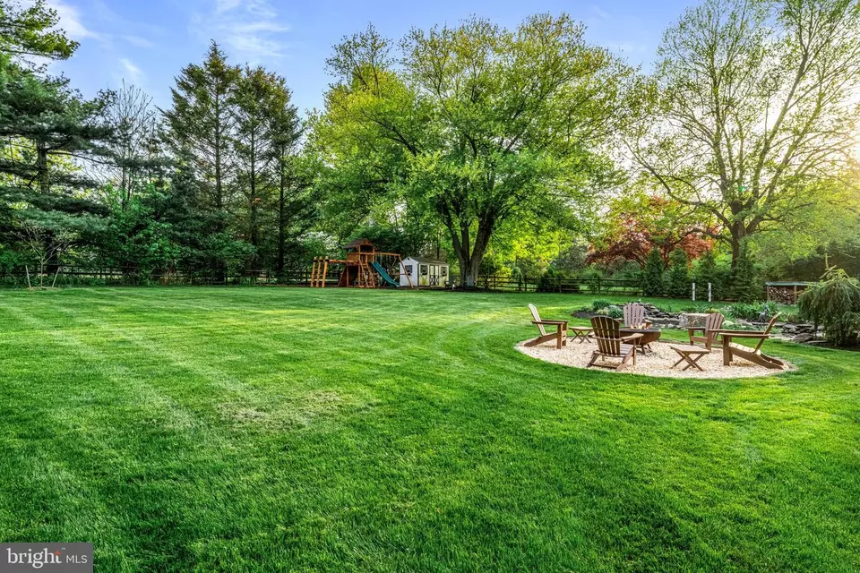 Exterior - 1519 Norristown Rd, Ambler, PA 19002 photo 12 of 18