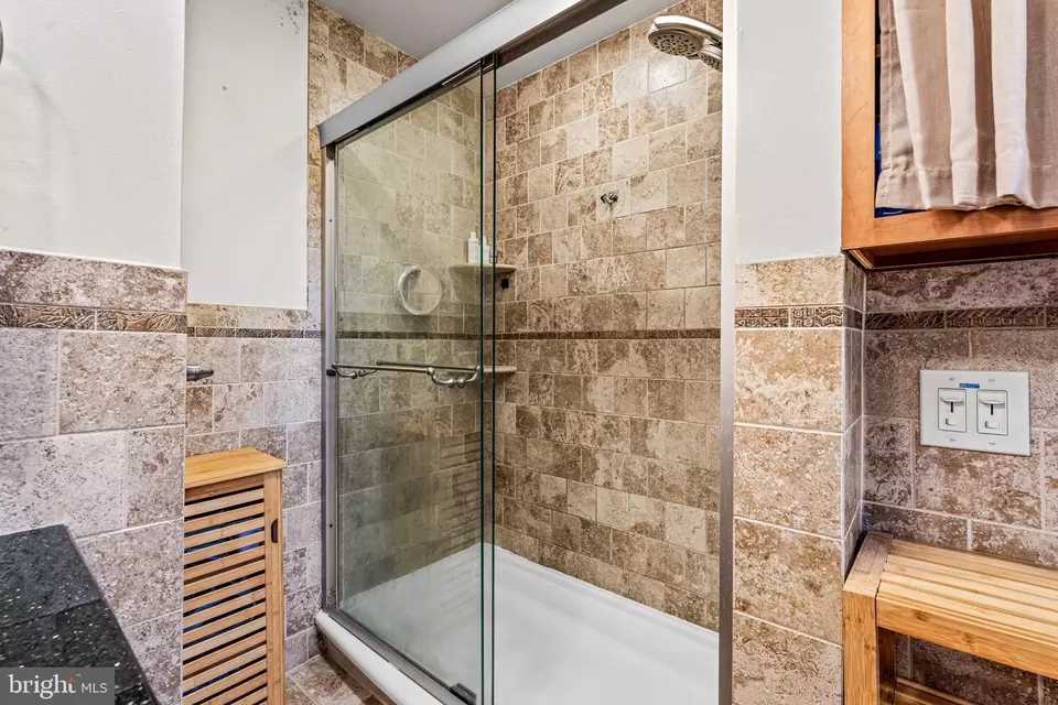 Bath - 1519 Norristown Rd, Ambler, PA 19002 photo 5 of 5