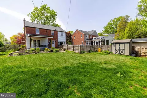 Exterior - 818 Downs Rd, Erdenheim, PA 19038 photo 10 of 12