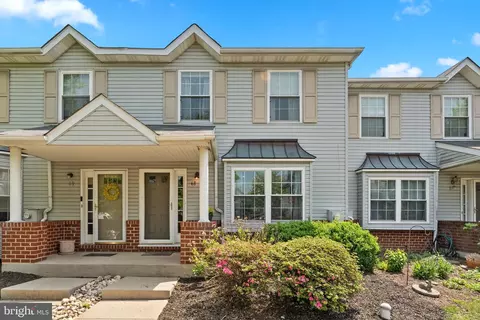 68 Cedar Ct, Royersford, PA 19468