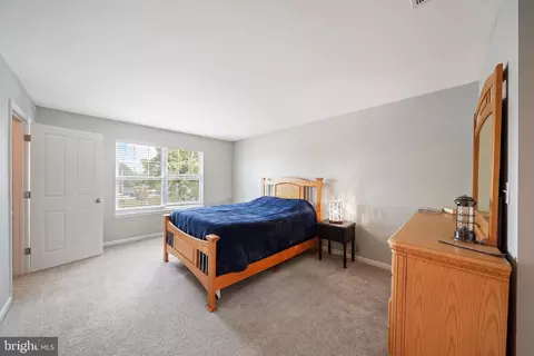 Bedroom - 329 Ross Ct, Wyncote, PA 19095 photo 2 of 5