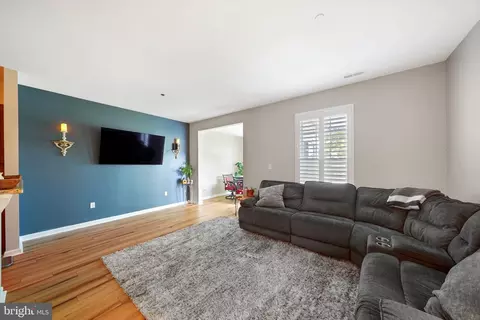 Other - 329 Ross Ct, Wyncote, PA 19095 photo 2 of 10