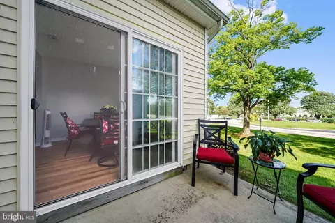 Exterior - 329 Ross Ct, Wyncote, PA 19095 photo 3 of 4