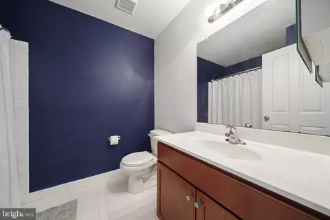 Entry Way - 329 Ross Ct, Wyncote, PA 19095 photo 3 of 6