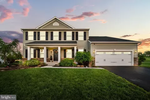 20 Montella Cir, Pottstown, PA 19464
