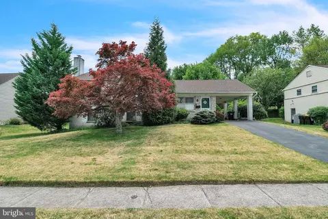 561 Crossfield Rd, King Of Prussia, PA 19406