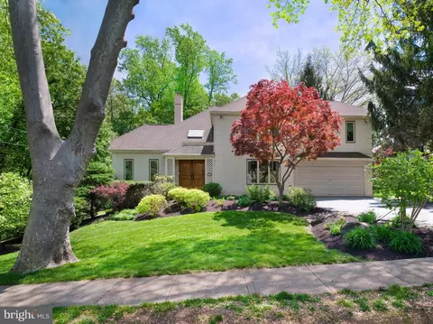 910 Bowman Ave, Wynnewood, PA 19096