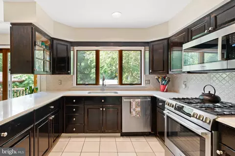 328 Tower Ln, Penn Valley, PA 19072 photo 10