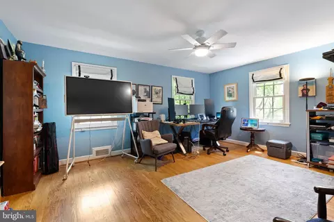 328 Tower Ln, Penn Valley, PA 19072 photo 18