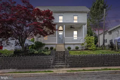 33 Green St, Souderton, PA 18964