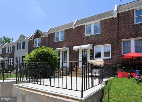 130 S Spring Garden St, Ambler, PA 19002