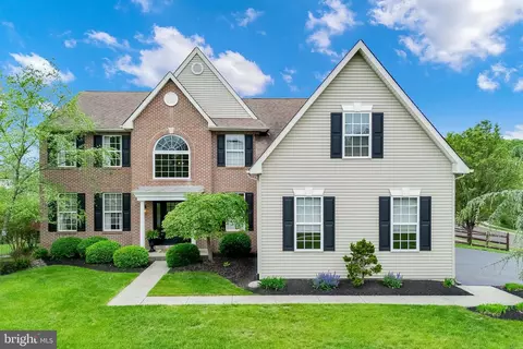 3 Durham Cir, Schwenksville, PA 19473