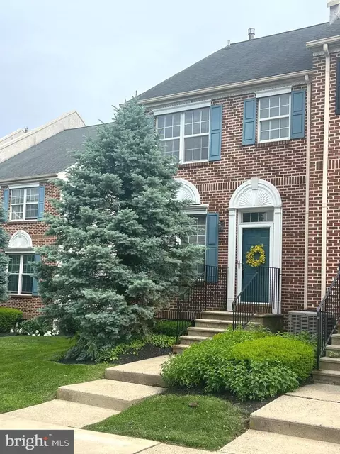 523 Bullock St #10, Conshohocken, PA 19428