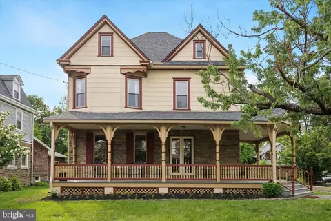 120 Lismore Ave, Glenside, PA 19038