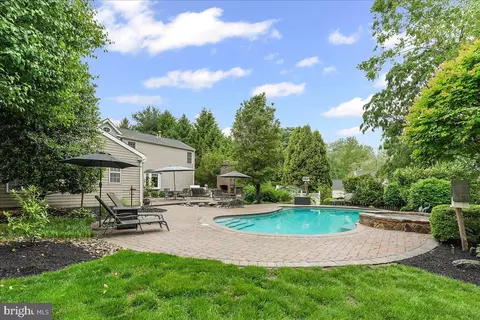 Exterior - 780 Tannery Dr, Wayne, PA 19087 photo 7 of 8