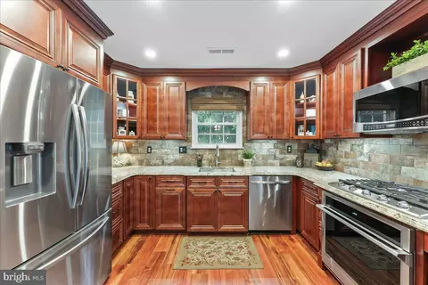 Kitchen - 780 Tannery Dr, Wayne, PA 19087 photo 3 of 3