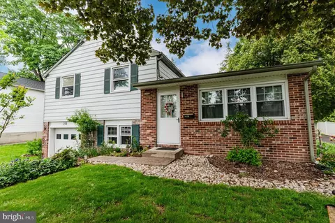 271 N Ridge Ave, Ambler, PA 19002