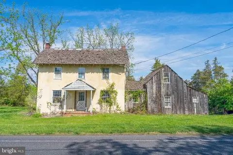 495 Ridge Rd, Tylersport, PA 18971