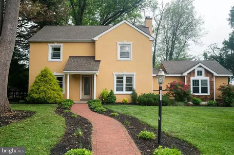 525 Croyden Rd, Cheltenham, PA 19012