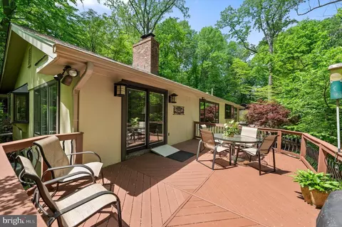 Exterior - 590 Fletcher Rd, Wayne, PA 19087 photo 8 of 14