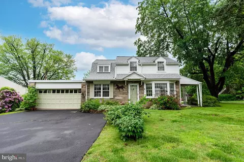 765 Brooke Rd, Glenside, PA 19038