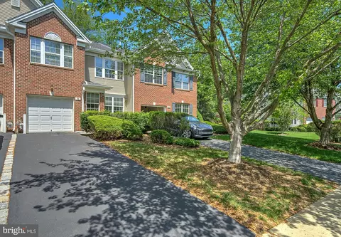 26 Simons Way, Huntingdon Valley, PA 19006
