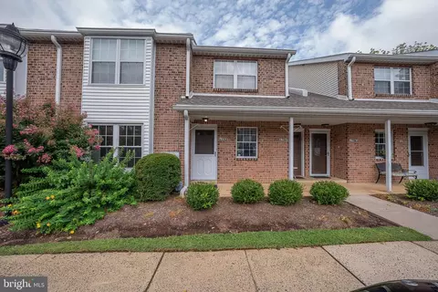 1703 Valley Glen Rd, Elkins Park, PA 19027