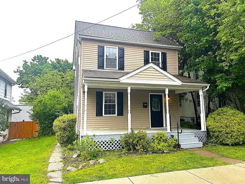 147 W Broad St, Telford, PA 18969
