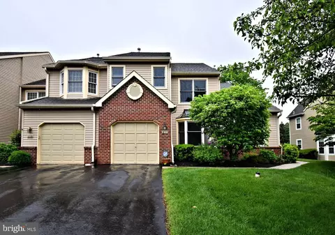 211 Pinecrest Ln, Lansdale, PA 19446