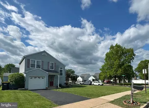 377 E Reliance Rd, Telford, PA 18969
