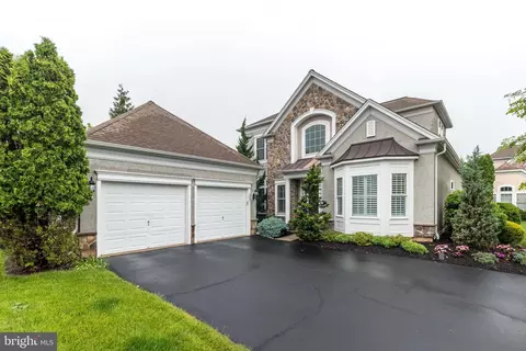 267 Goldenrod Dr, Lansdale, PA 19446