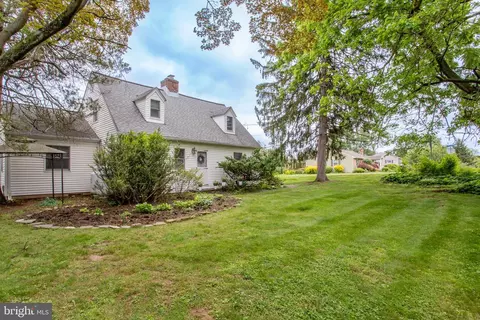 810 Patterson Ave, Willow Grove, PA 19090
