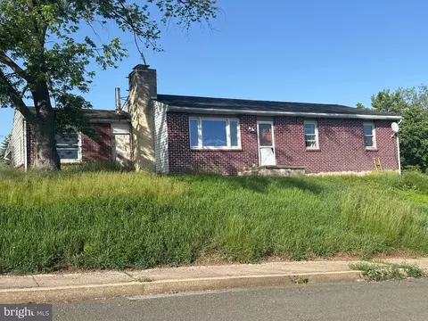 160 Linden St, Stowe, PA 19464