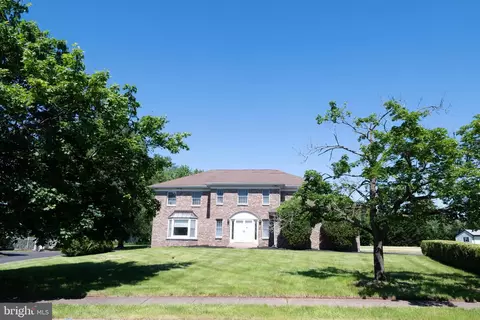 588 Weikel Rd, Lansdale, PA 19446
