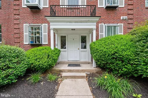 922 Montgomery Ave #E2, Bryn Mawr, PA 19010