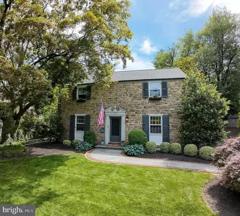 554 Twickenham Rd, Glenside, PA 19038