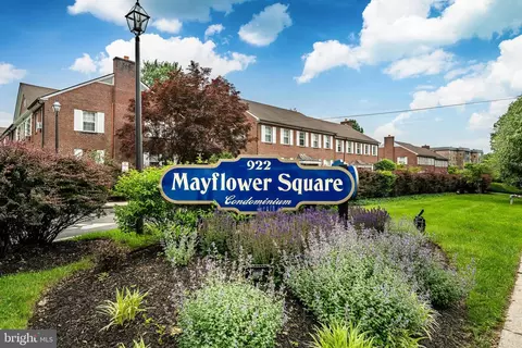 922 Montgomery Ave #J-1, Bryn Mawr, PA 19010