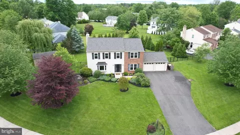 1648 Forest Hills Dr, Hatfield, PA 19440