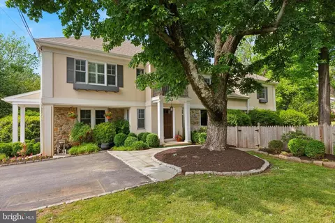 417 Youngs Ford Ln, Gladwyne, PA 19035