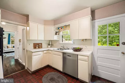 Kitchen - 213 Rices Mill Rd, Wyncote, PA 19095 photo 1 of 3