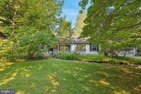 1727 E Butler Pike, Ambler, PA 19002