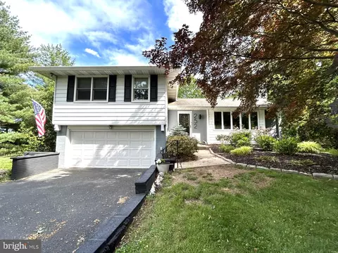 252 W Mount Pleasant Ave, Ambler, PA 19002